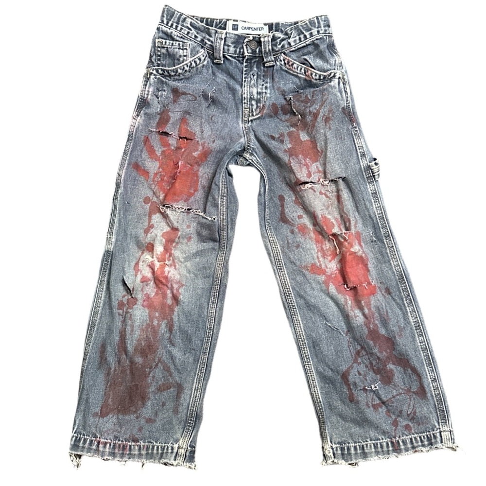'04 GAP boys grey distressed fake blood halloween cargo jeans, age 7.